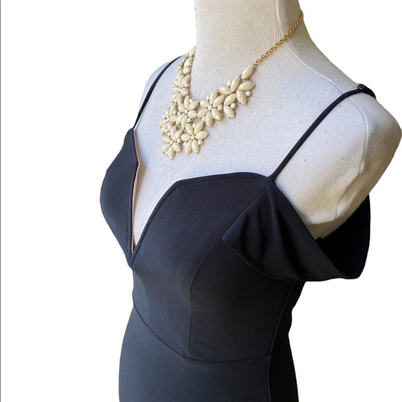City Studios Womens Trendy Black Cold-Shoulder Spaghetti Straps Dress Jr. Size 7 - Picture 2 of 14